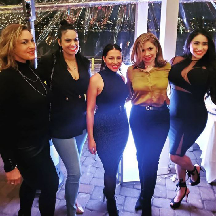 Claribel Villalona Realty One Group Legendoup