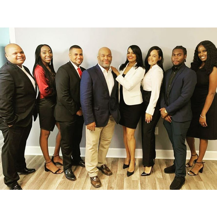 Claribel Villalona Realty One Group Legendoup