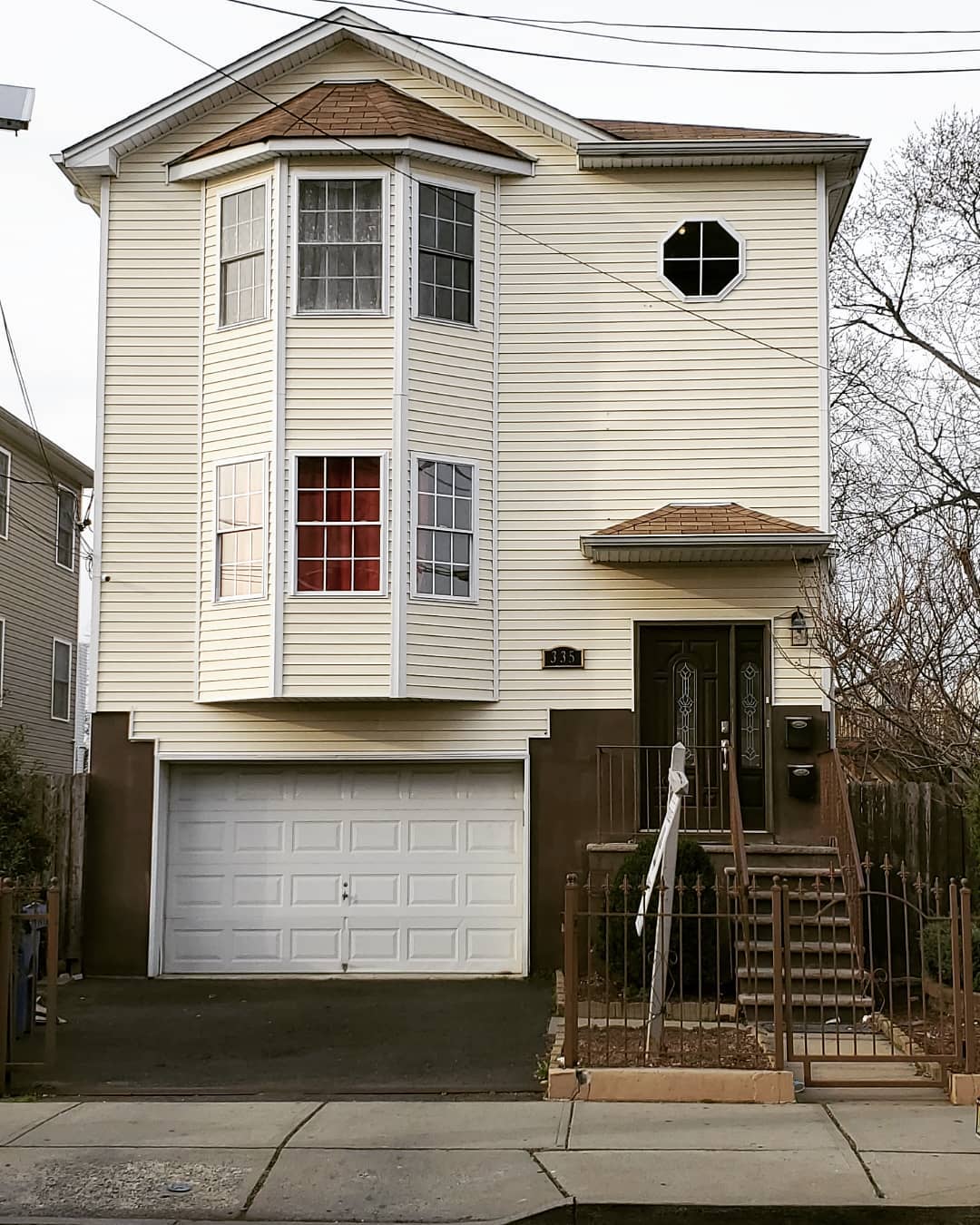 Claribel Villalona Realty One Group Legendoup